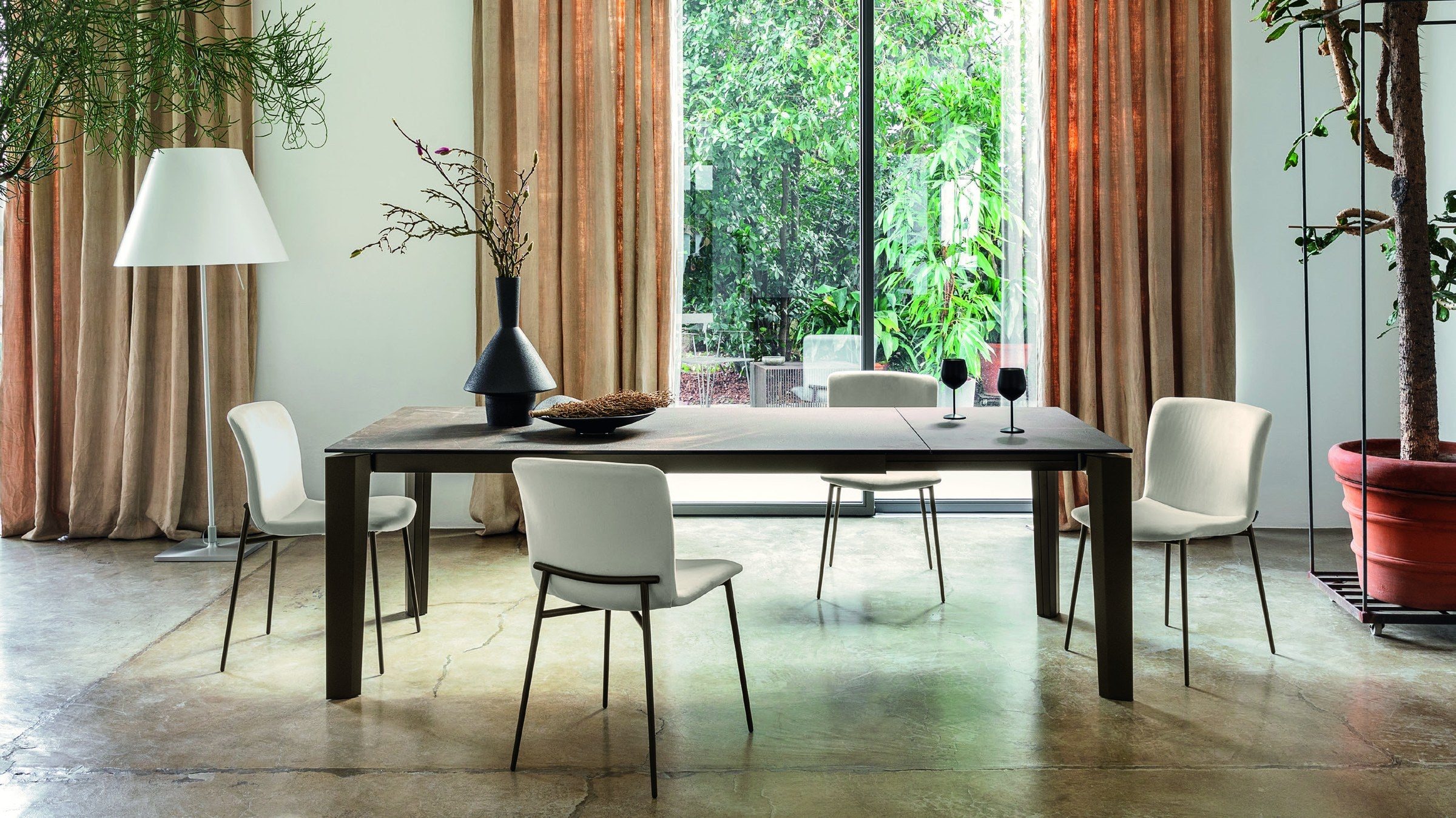 Delta Dining Table