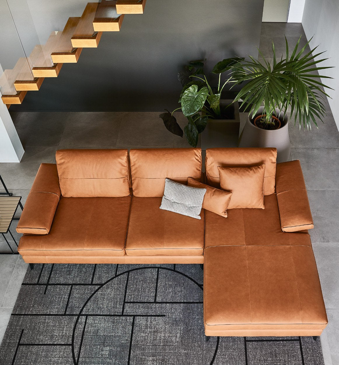 Landa Sofa