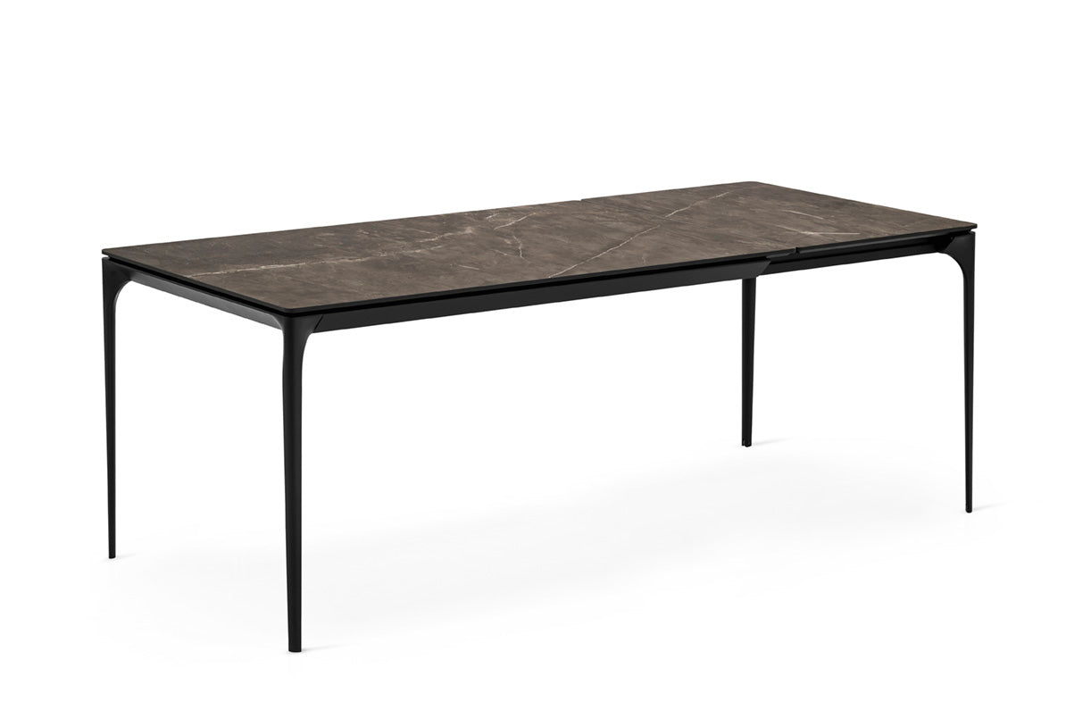 Silhouette Table 160